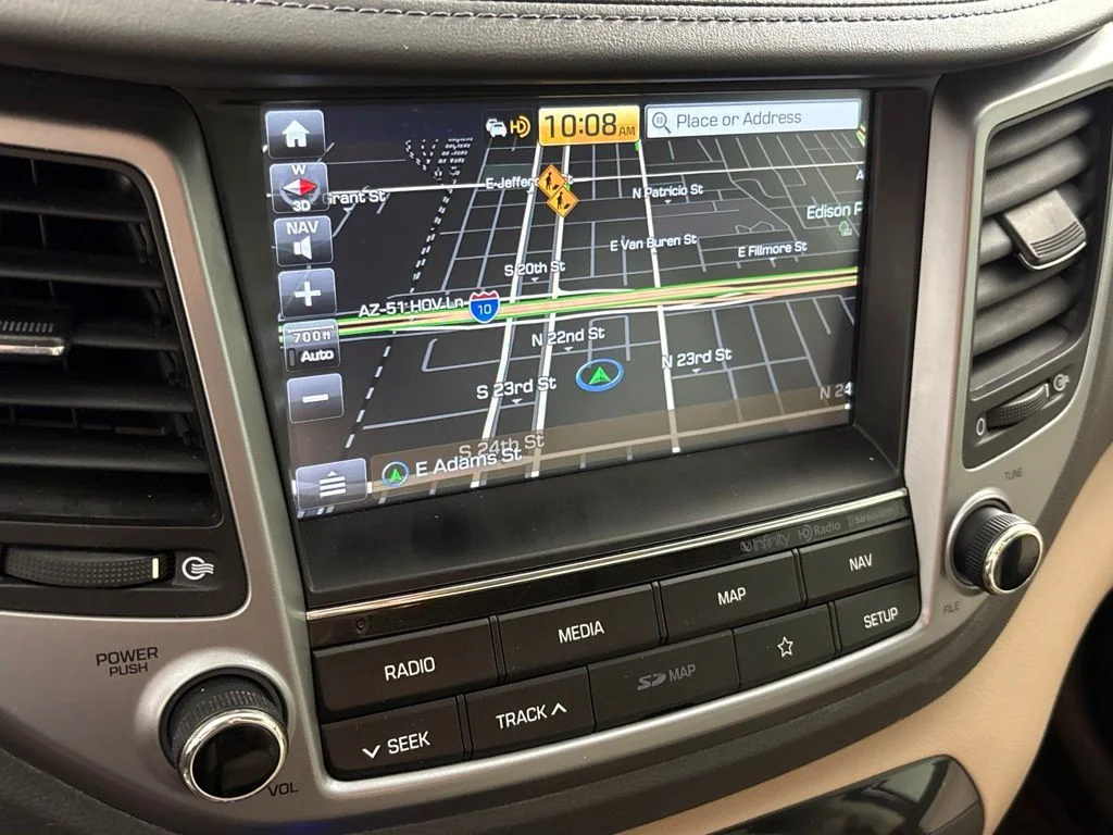 Used 2018 Red Hyundai SEL Plus image 34
