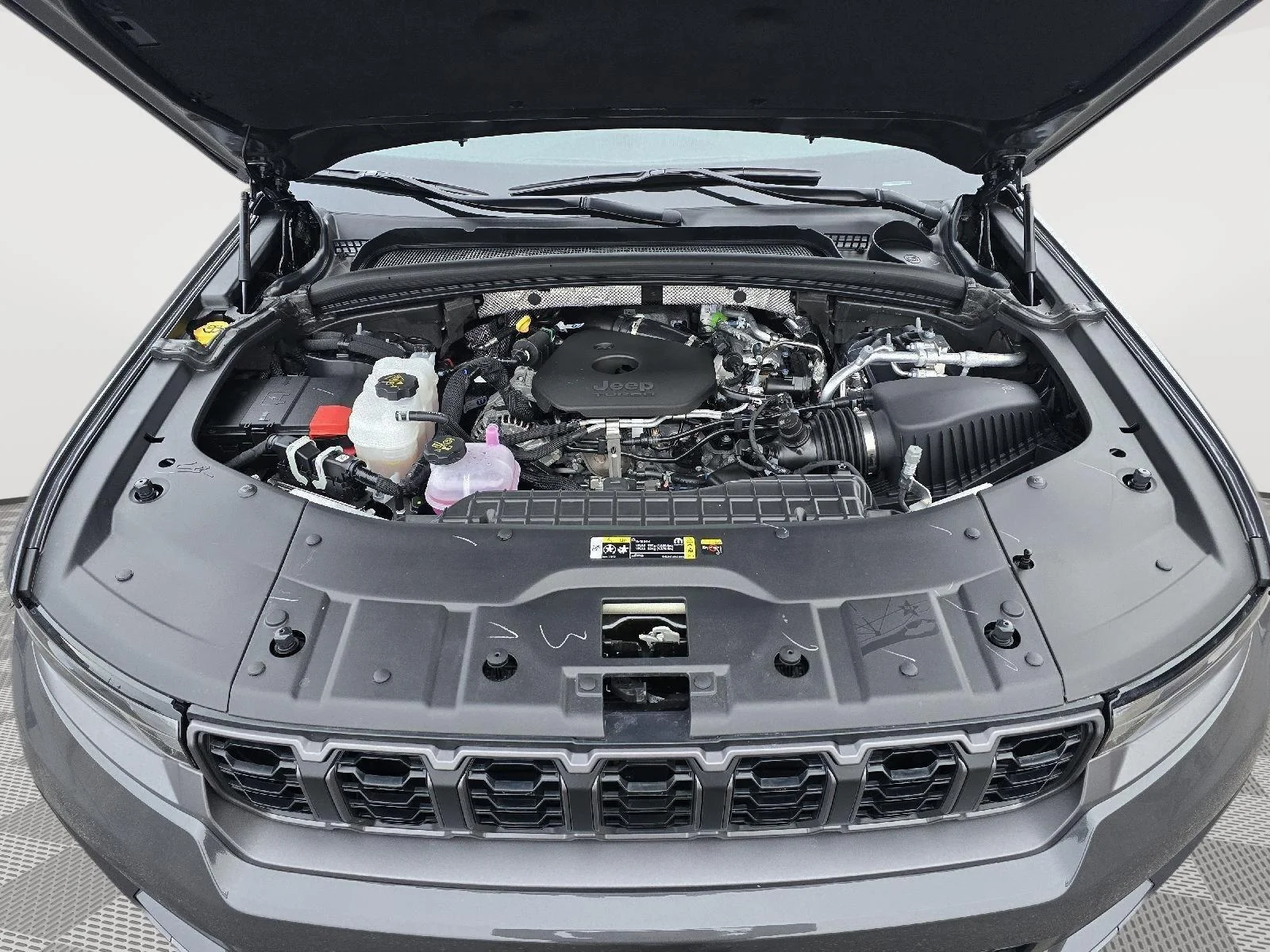 2026 Jeep Grand Cherokee Laredo - Photo 10