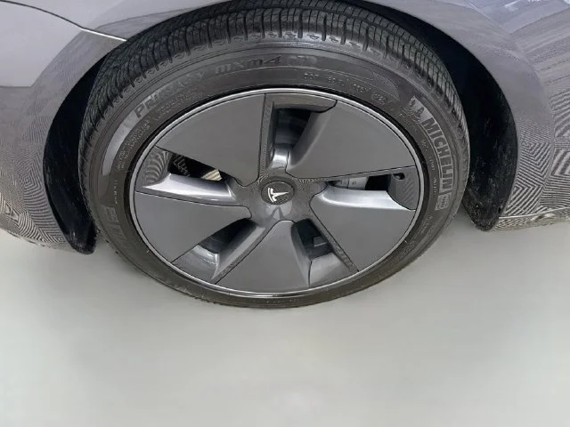Used 2023 Gray Tesla Base image 31