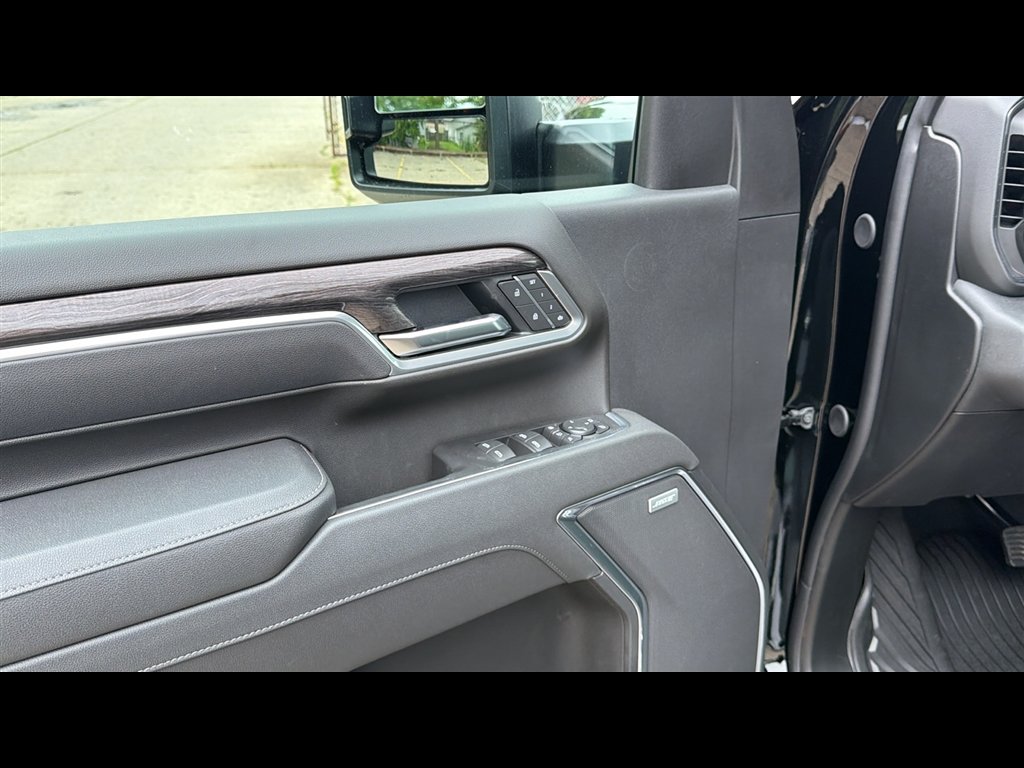 2026 Chevrolet Silverado 2500 HD LTZ - Photo 7