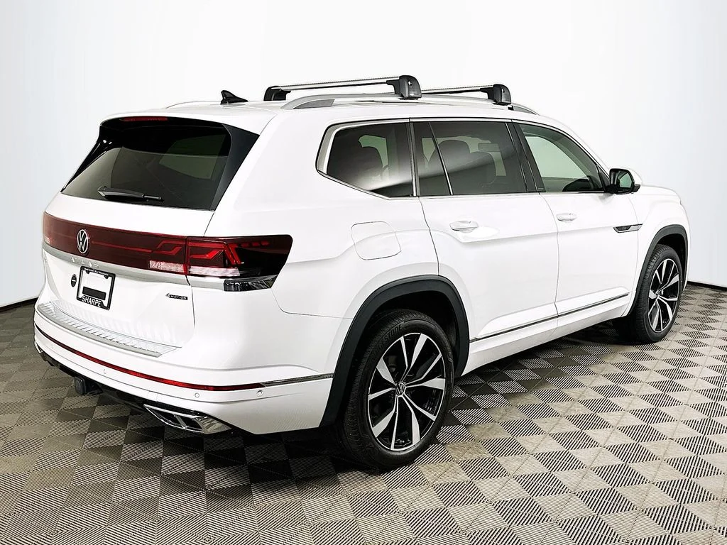 Used 2024 Opal White Volkswagen 2.0T SEL Premium R-Line image 5