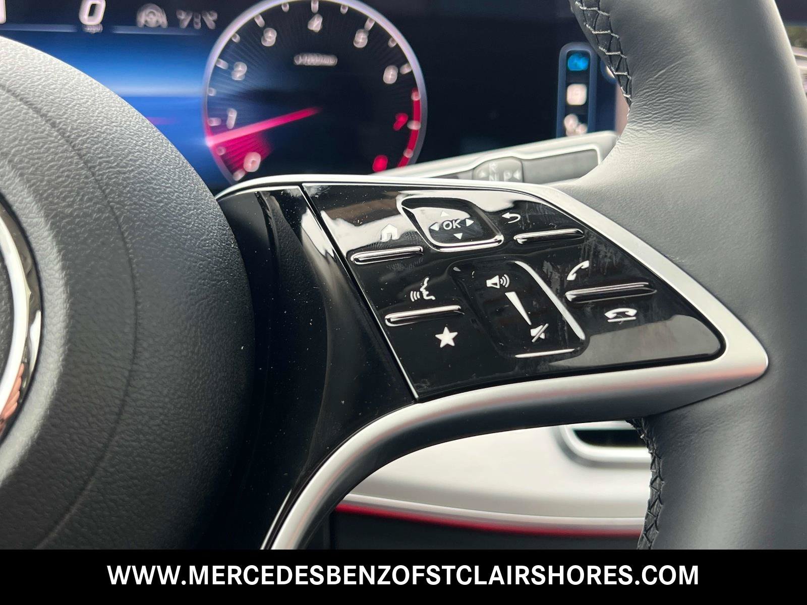 New 2026 Obsidian Black Metallic Mercedes-Benz GLE 350 image 28