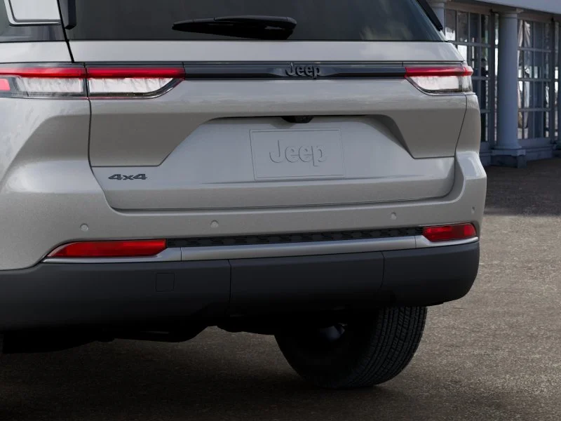 New 2026 Silver Zynith Jeep Altitude 4x4 image 39