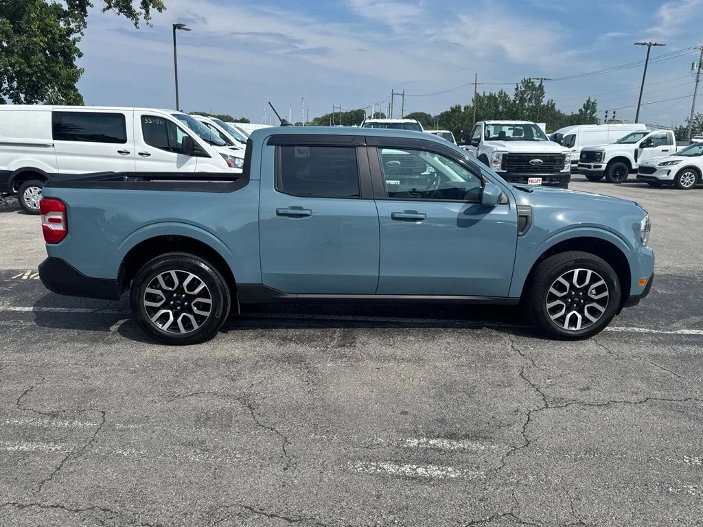 Used 2022 Area 51 Ford Lariat image 2