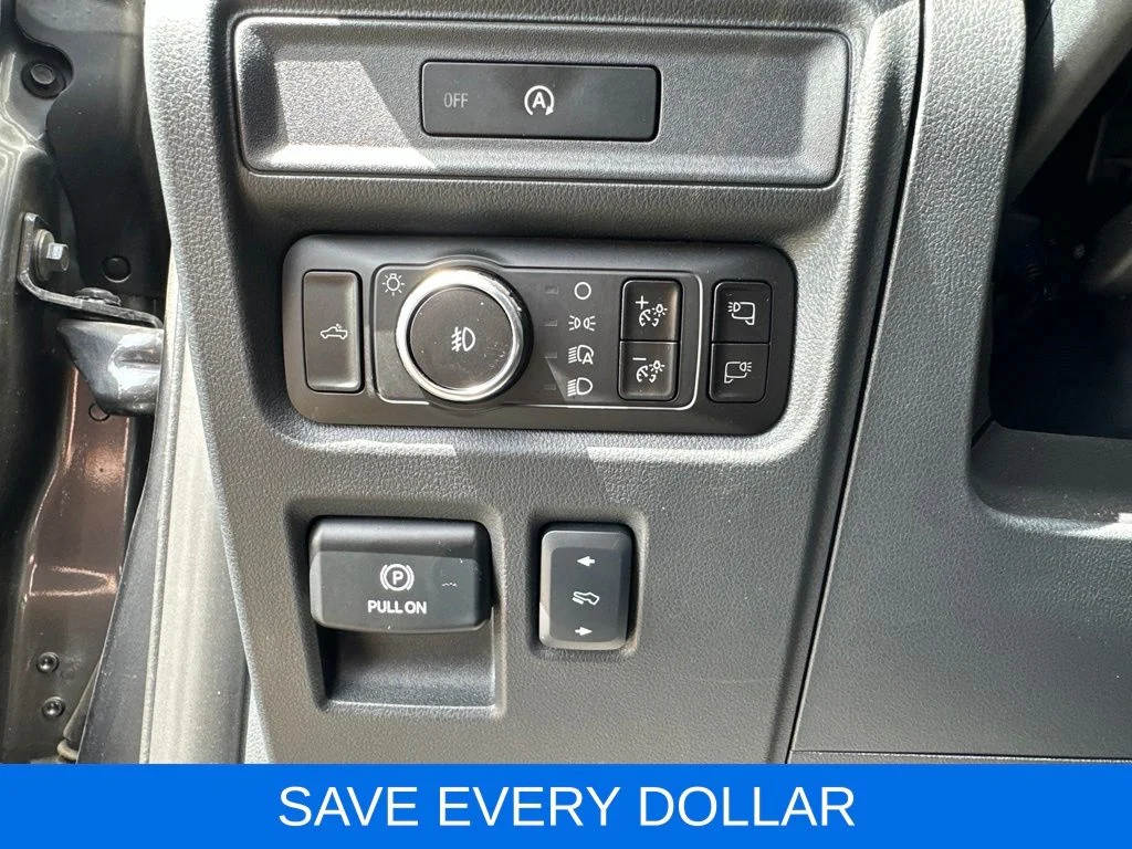 Used 2025 Gray Ford Tremor image 10
