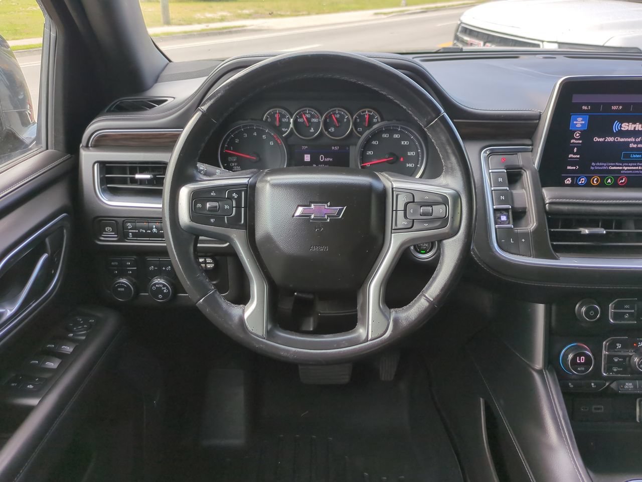 Used 2021 Shadow Gray Metallic Chevrolet Z71 image 14