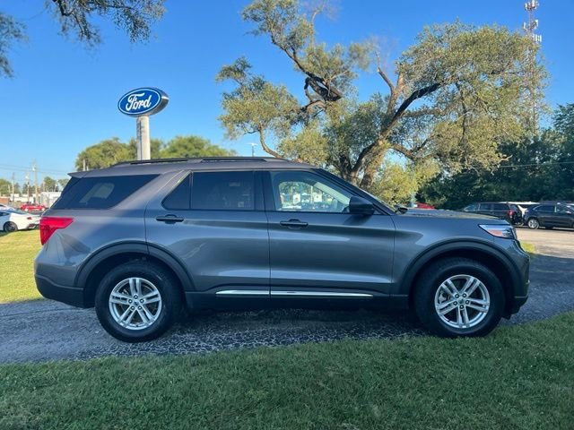 2024 Ford Explorer XLT
