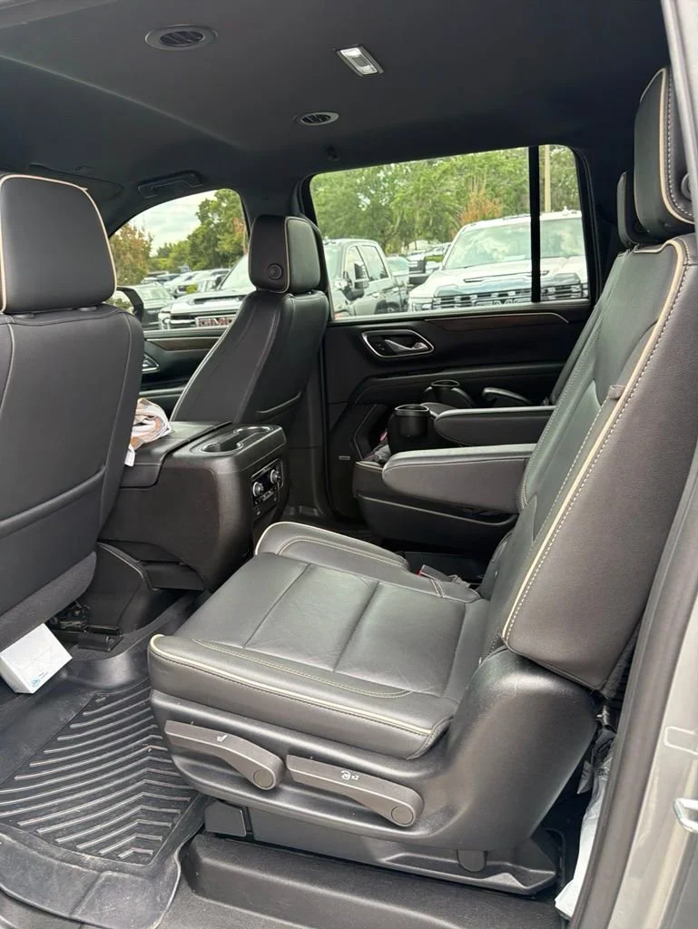 Used 2023 Sterling Gray Metallic Chevrolet Premier image 10