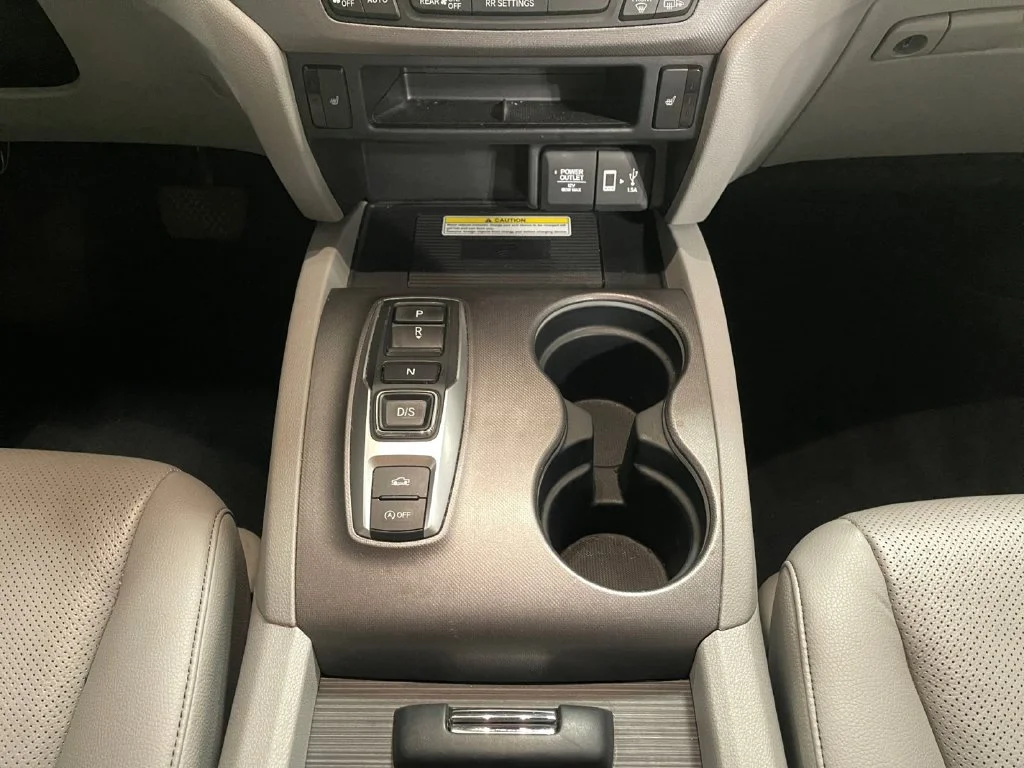 Used 2023 Modern Steel Metallic Honda RTL-E image 11