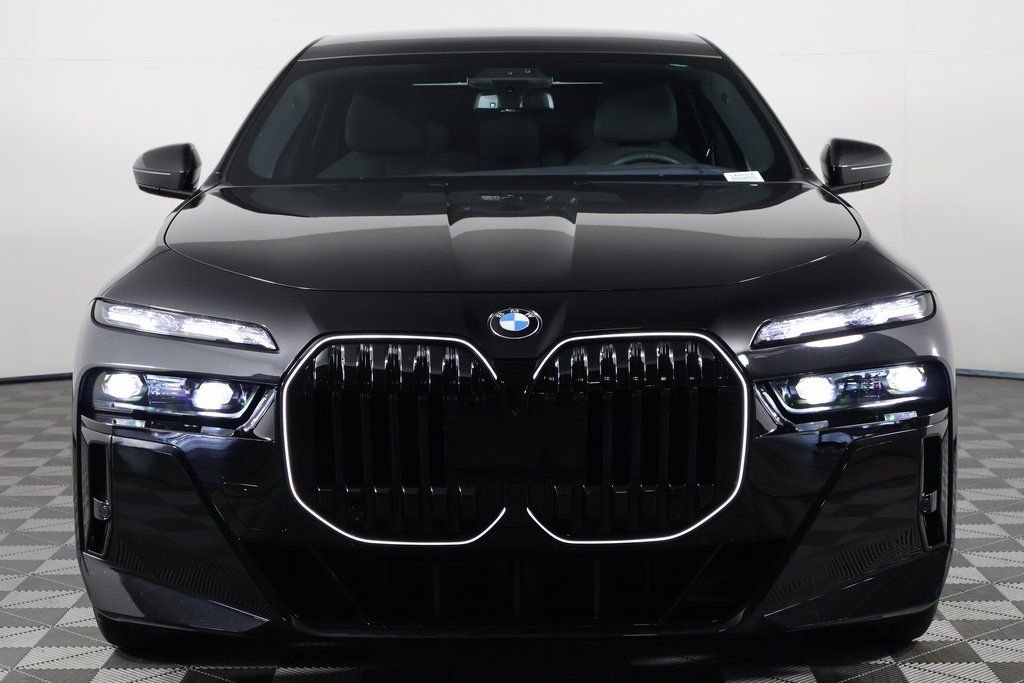 Certified Used 2024 Black Sapphire Metallic BMW 760i xDrive image 2