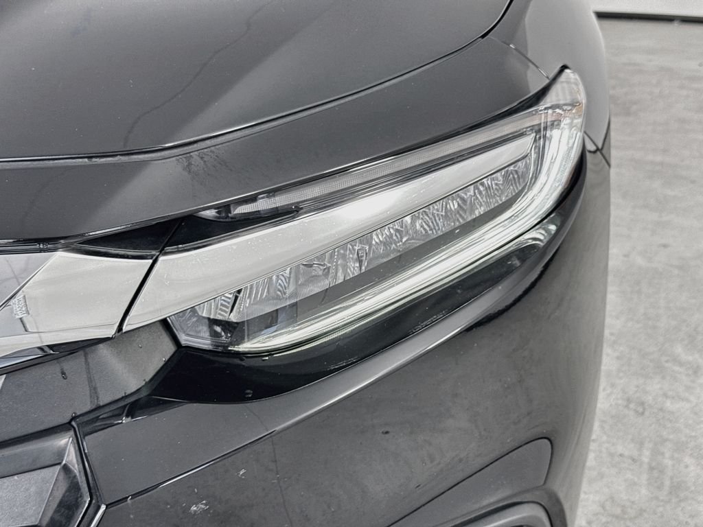 Used 2019 Crystal Black Pearl Honda LX image 35