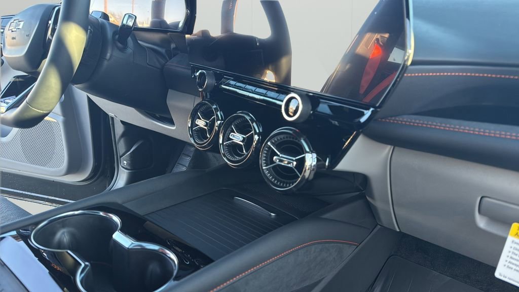 2026 Chevrolet Blazer EV SS - Photo 35