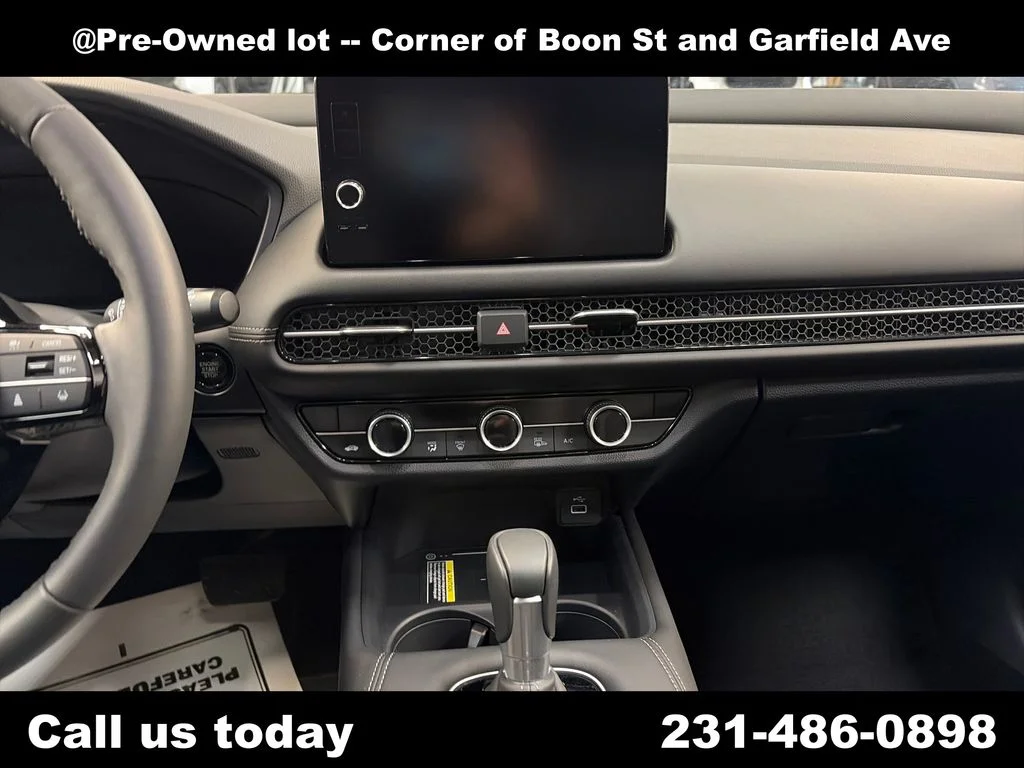 Used 2024  Honda EX-L image 18