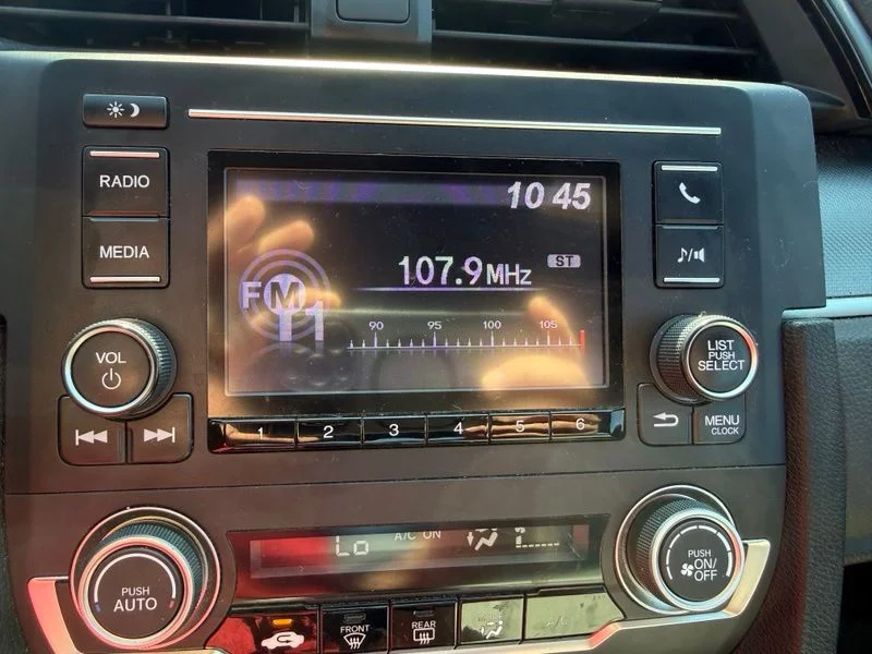 Used 2017 Gray Honda LX image 12