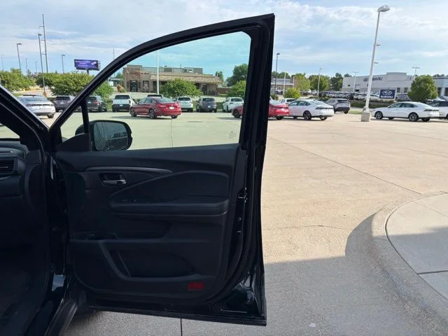 Used 2019 Green Honda EX-L image 23