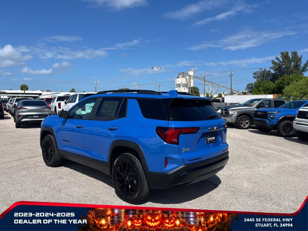 New 2027 Rapids Metallic GMC Elevation image 5