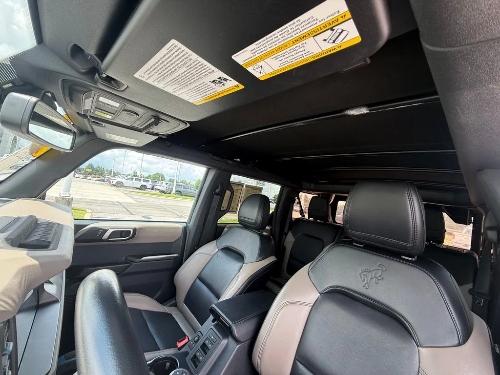 Used 2024 Gray Ford Wildtrak image 21
