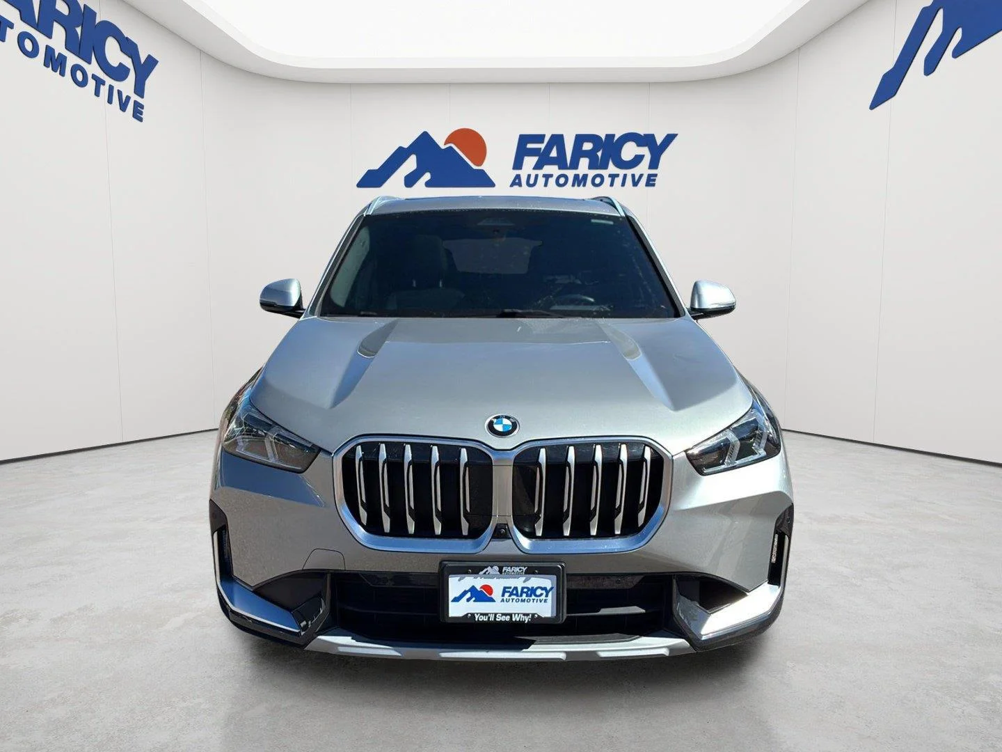Used 2023 Space Silver Metallic BMW xDrive28i image 2