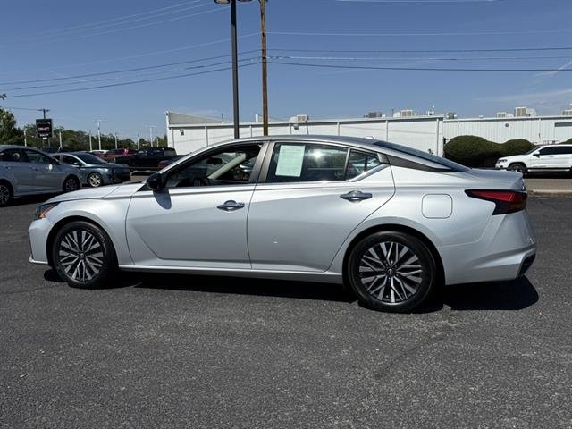 2024 Nissan Altima 2.5 SV photo 4