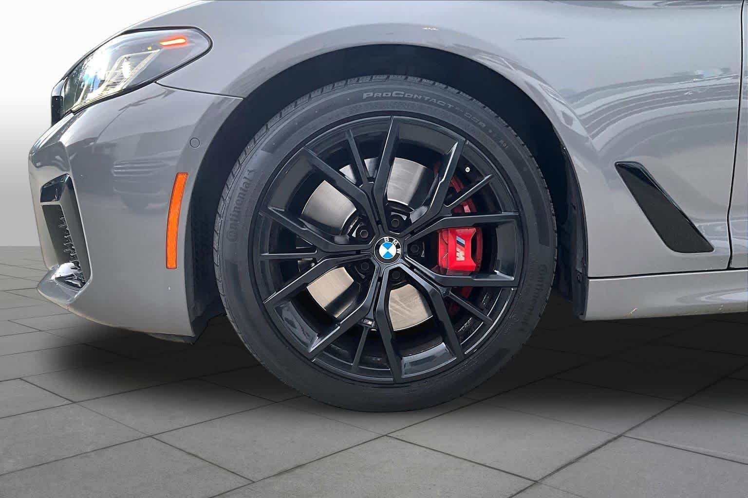 Used 2021 Bernina Grey Amber Effect Metallic BMW 540i image 10