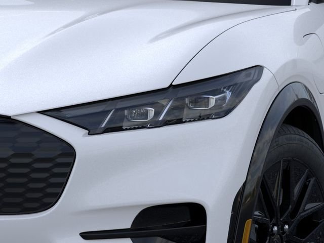 New 2026 Star White Metallic Tri-coat Ford Premium image 18
