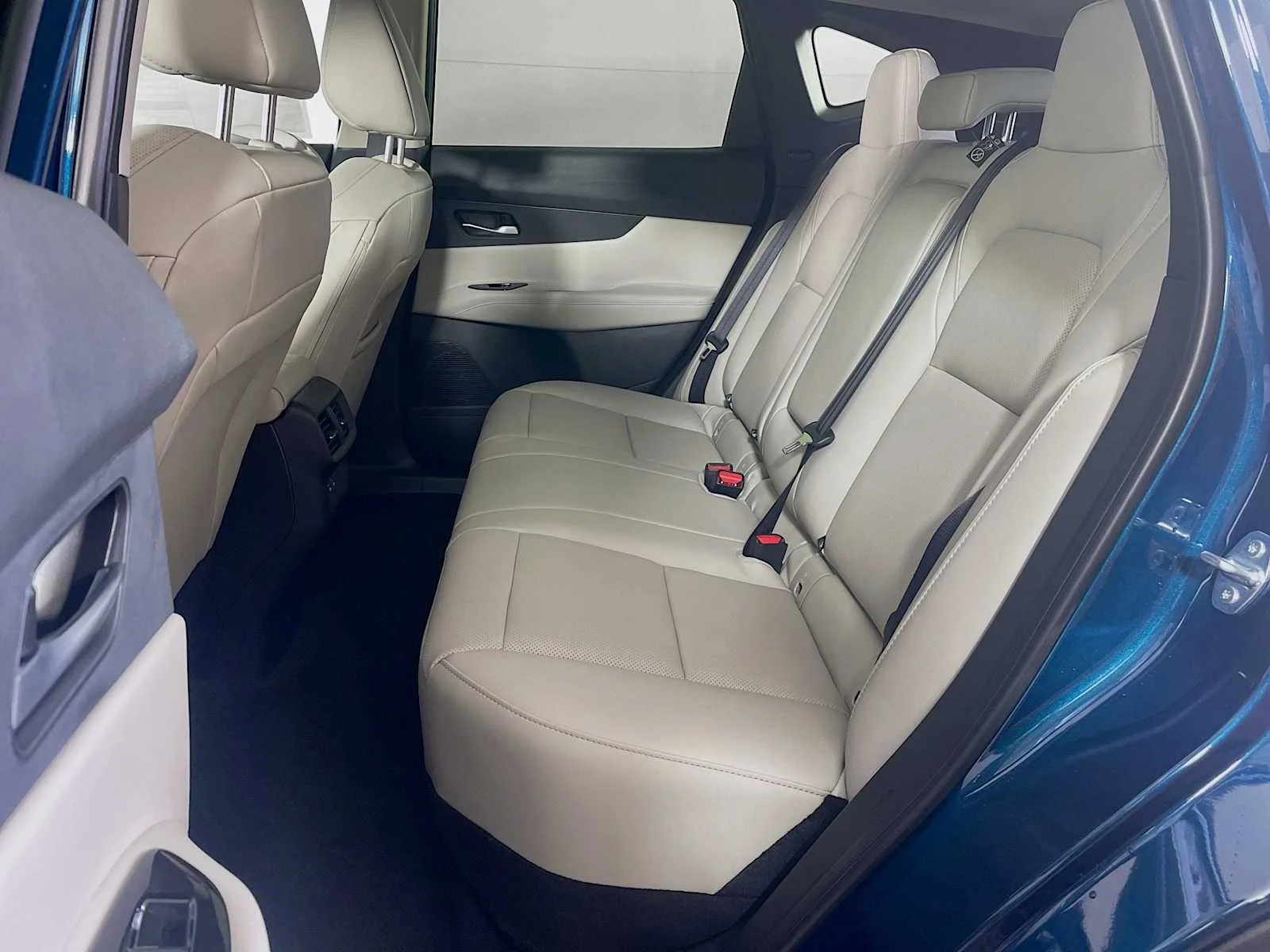 New 2026 Aurora Blue Pearl Metallic Nissan SL image 5