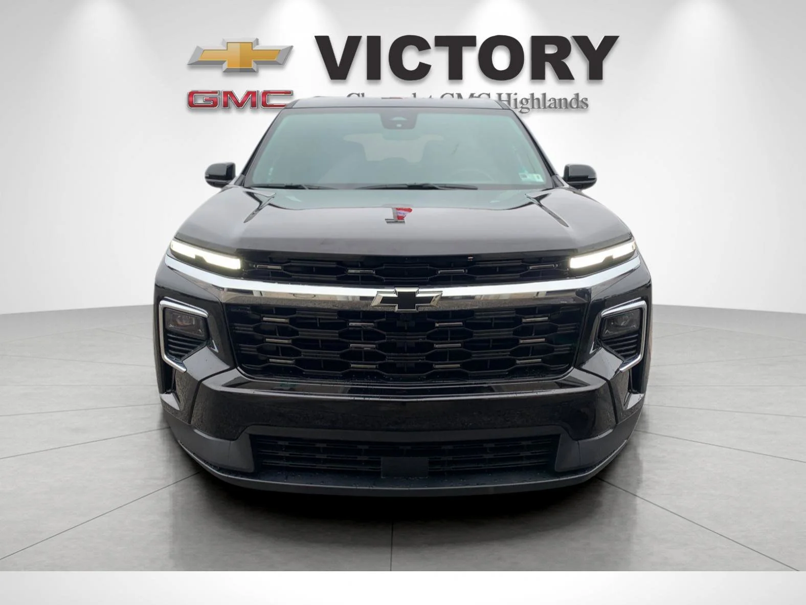 2027 Chevrolet Traverse LT - Photo 8