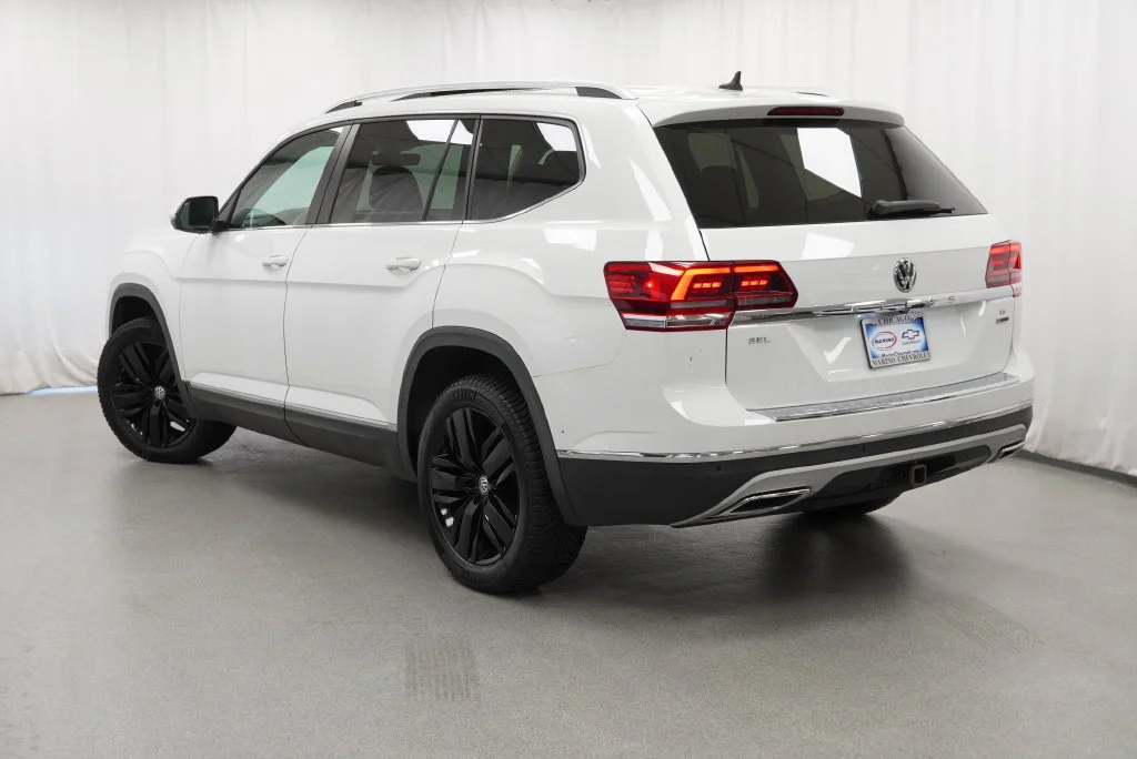 Used 2019 White Volkswagen 3.6L V6 SEL image 10