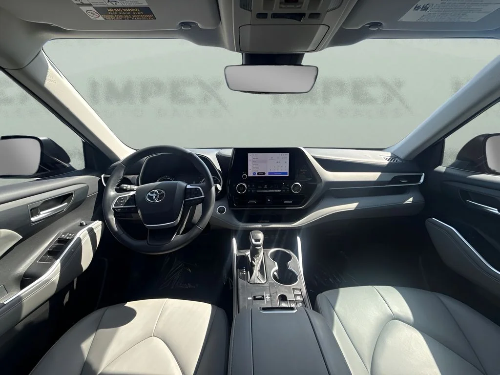 Used 2025 Black Toyota XLE image 13