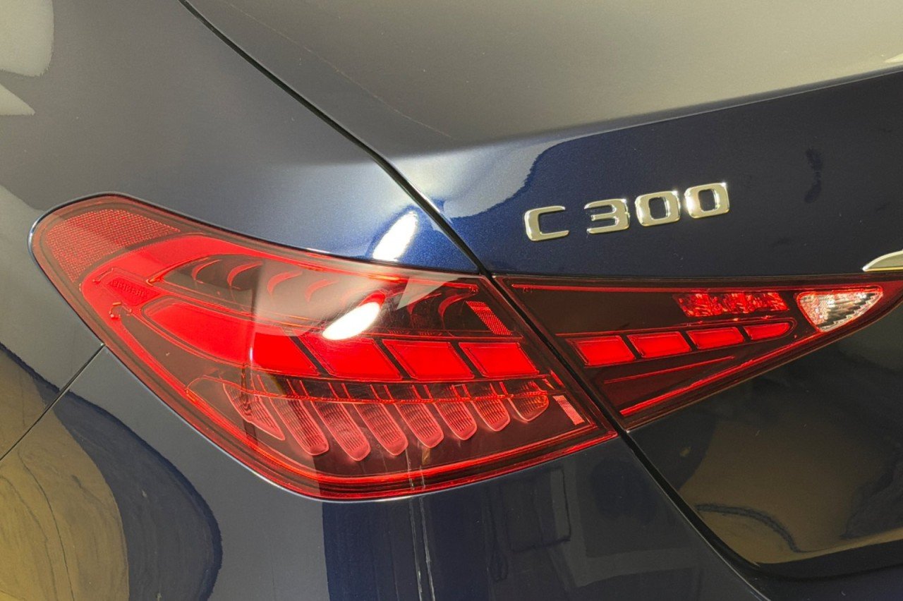 Used 2023 Lunar Blue Metallic Mercedes-Benz C 300 image 25