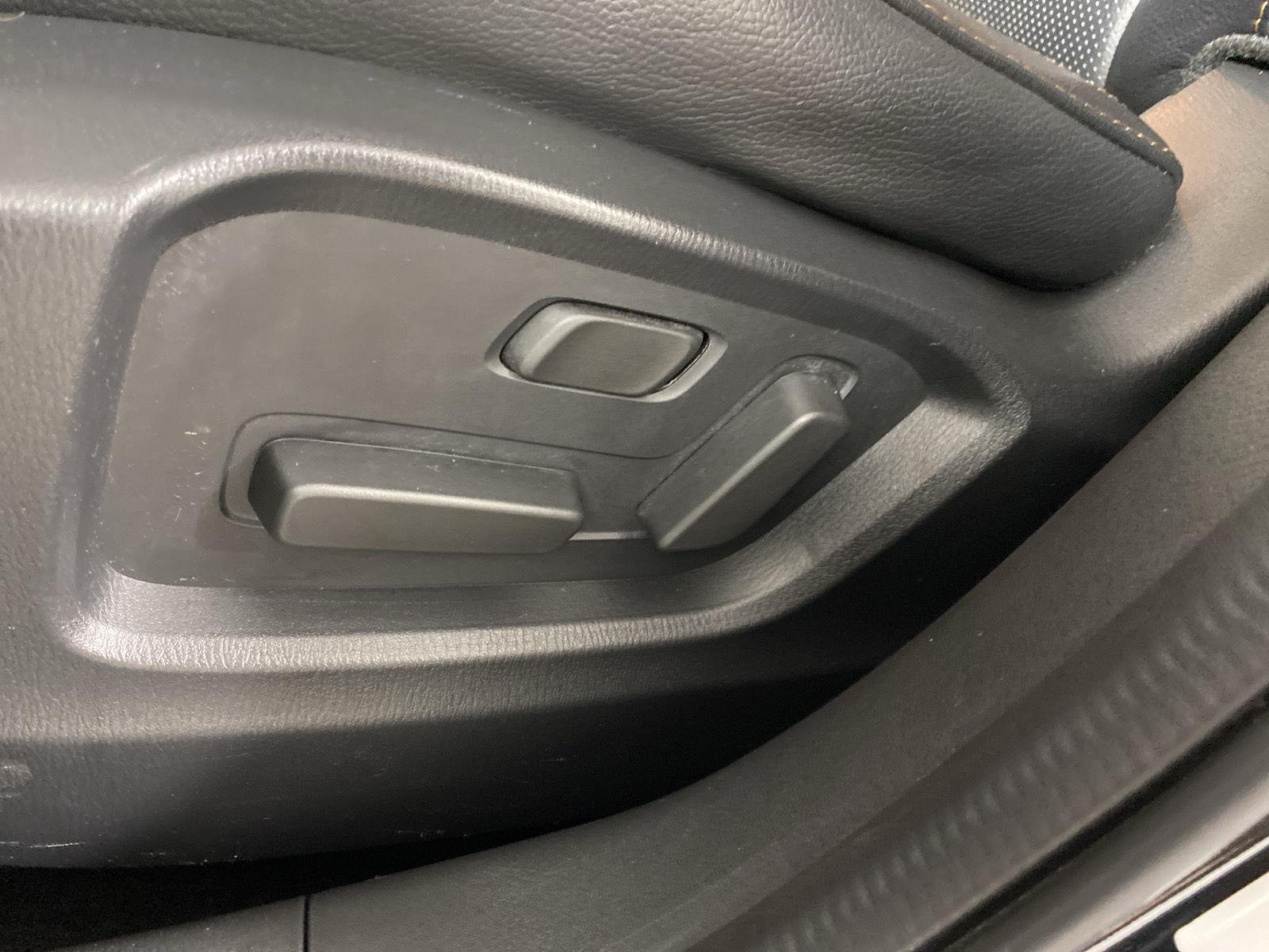 Used 2021 Jet Black Mica Mazda Grand Touring image 20