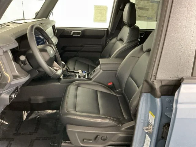 New 2025 Azure Gray Metallic Tri-Coat Ford Badlands image 16