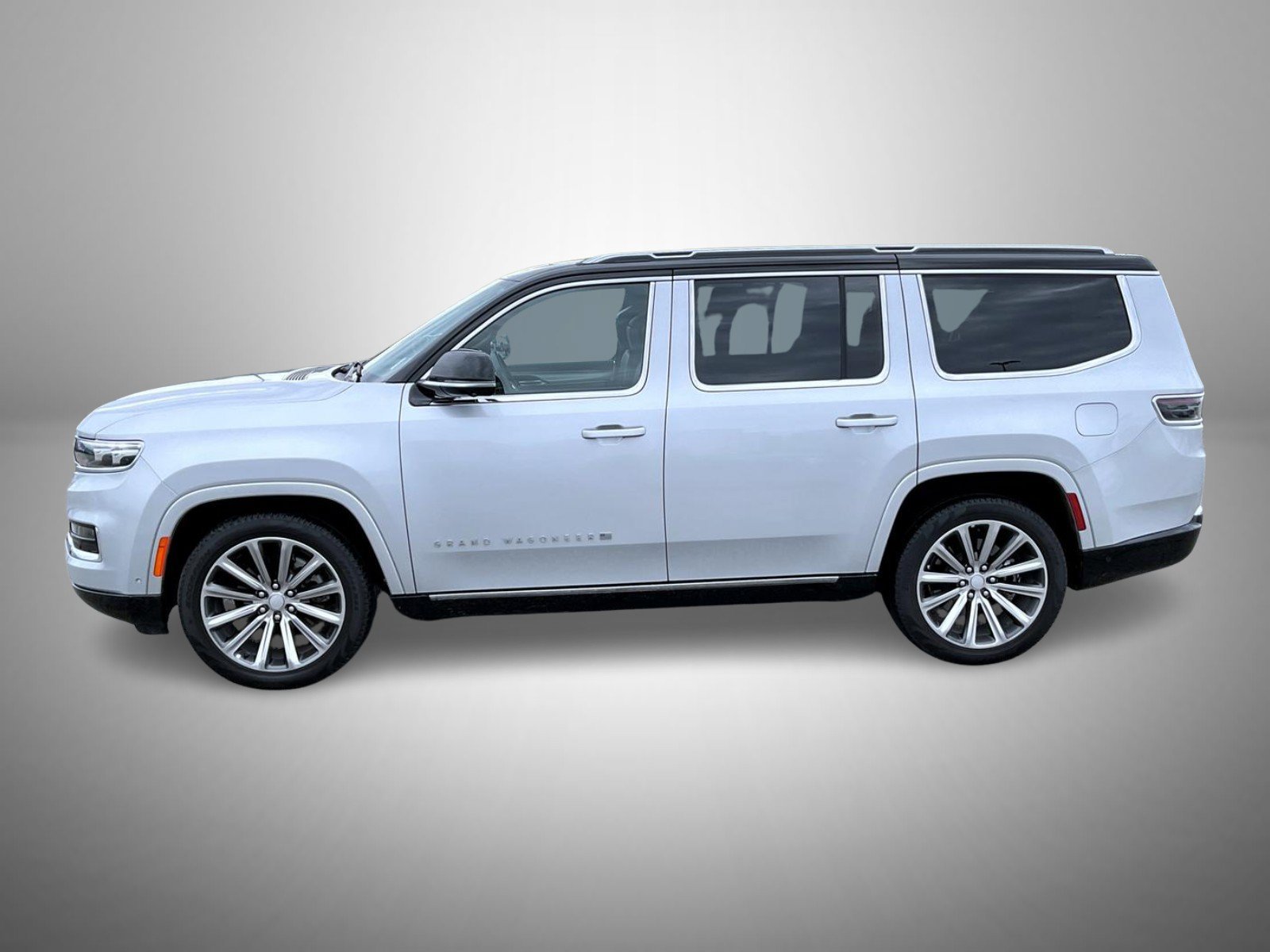 Used 2023 Silver Jeep Base image 8