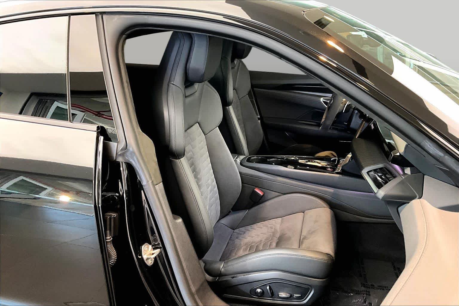 Certified Used 2024 Mythos Black Metallic Audi Prestige image 9