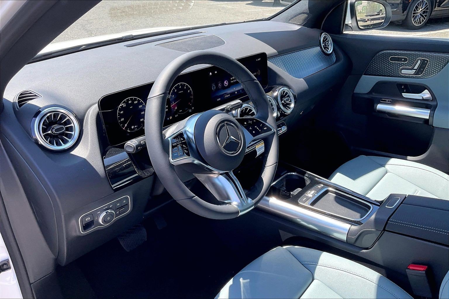 New 2026 Polar White Mercedes-Benz GLA 250 image 19