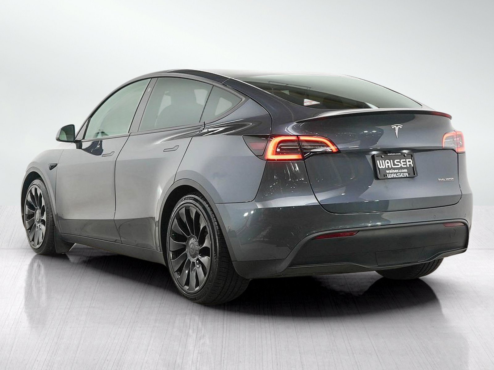 Used 2022 Gray Tesla Performance AWD image 3