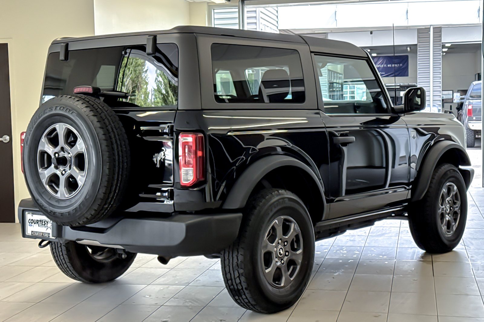 Certified Used 2023 Shadow Black Ford Big Bend image 4