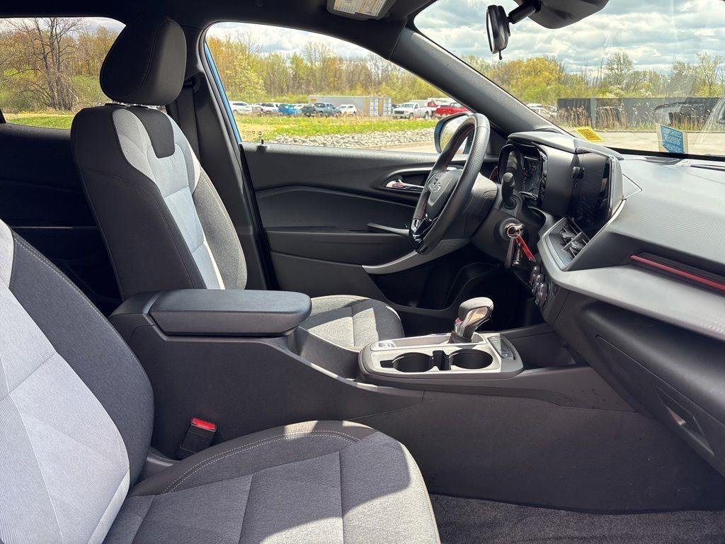 Used 2024 Blue Chevrolet 1RS image 35