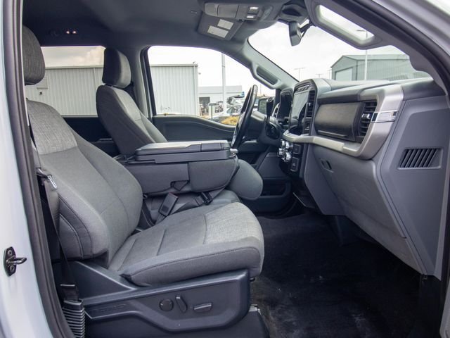 Used 2022 White Ford XLT image 17