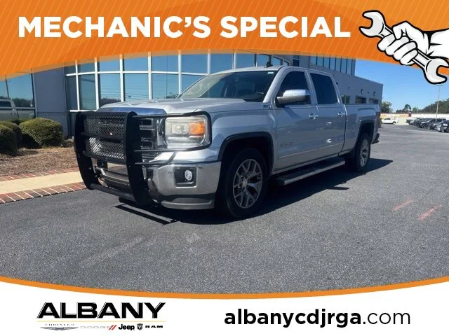Used 2015 Silver GMC SLT image 1