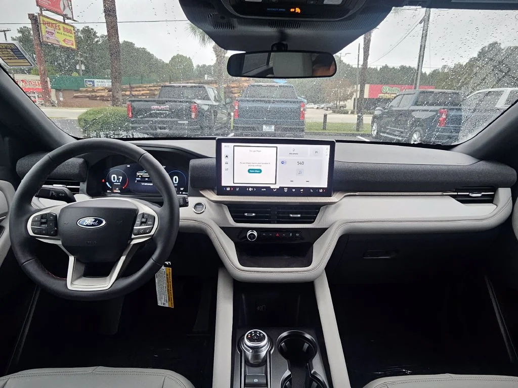 New 2027 Carbonized Gray Metallic Ford Active image 6