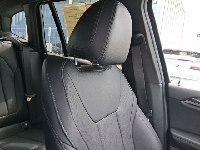 Used 2023 Gray BMW sDrive30i image 17