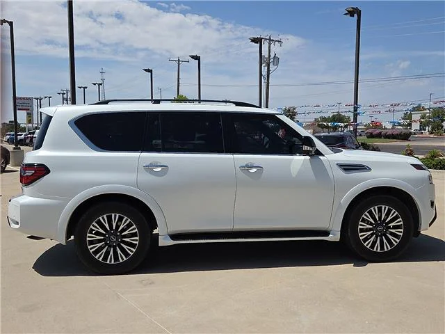 Used 2023 Aspen White Tricoat Nissan SL 4x2 image 4