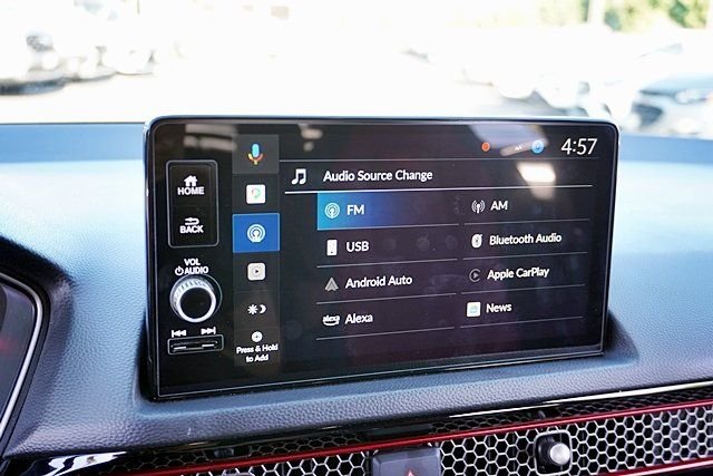 Used 2025  Honda Base image 23