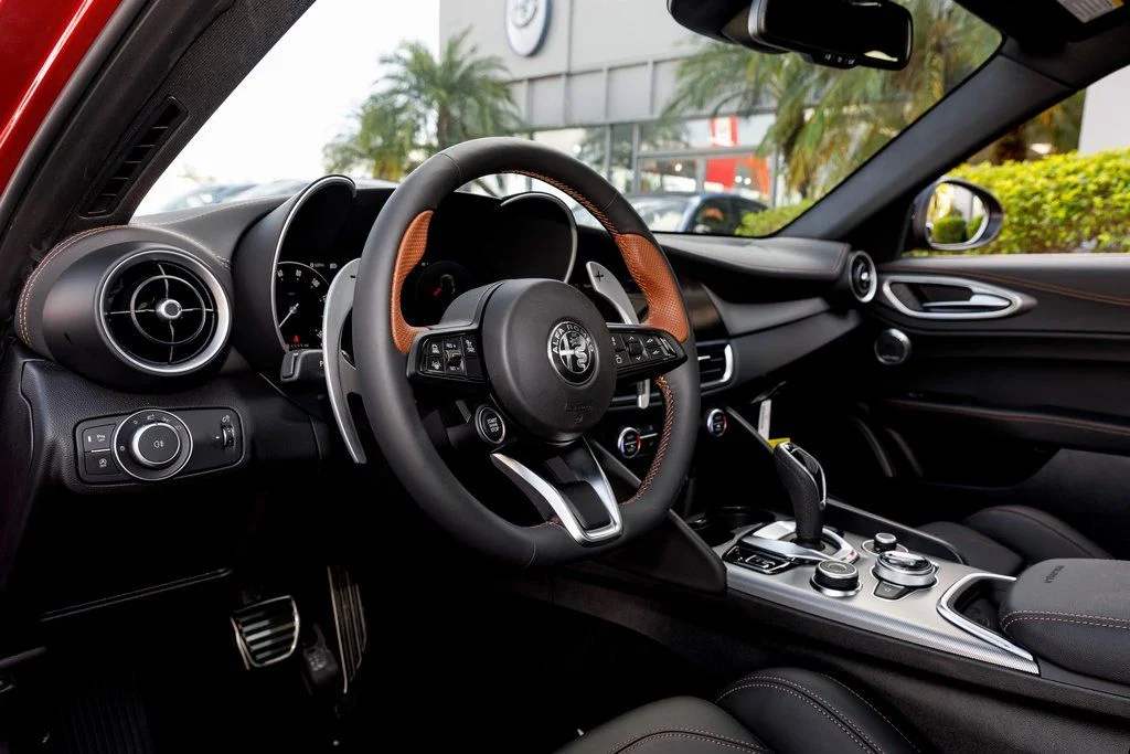 2025 Alfa Romeo Giulia Intensa - Photo 26