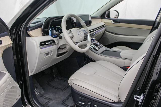 Used 2024 Black Hyundai Limited image 10
