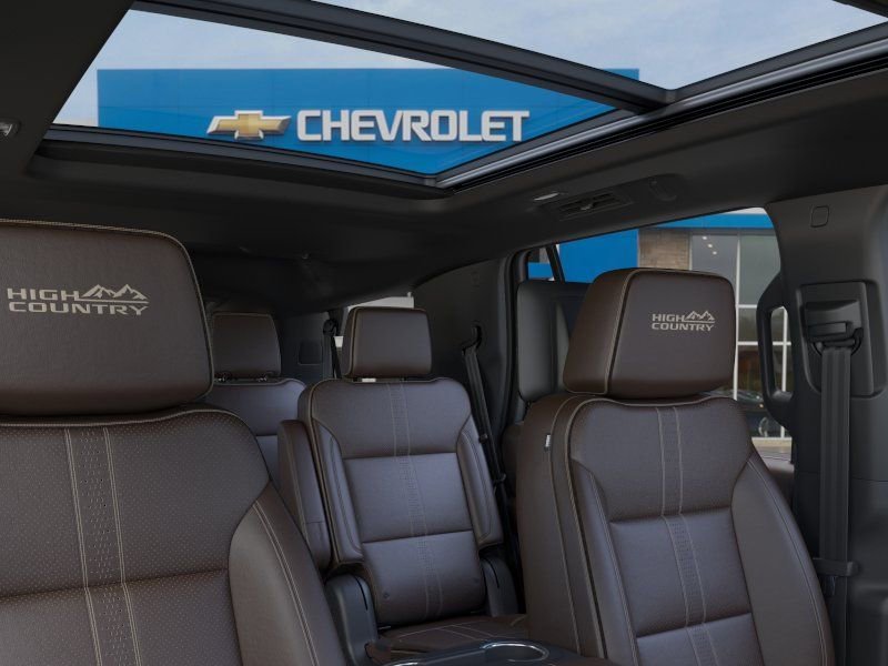 New 2026 Polar White Tricoat Chevrolet High Country image 24