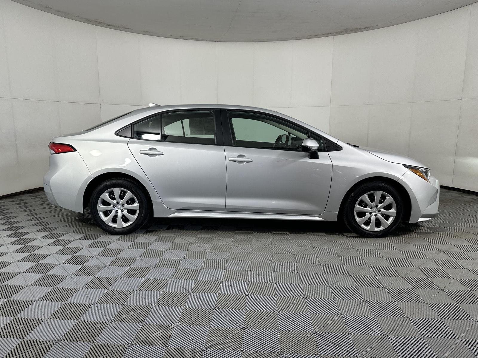 Certified Used 2024 Classic Silver Metallic Toyota  image 13