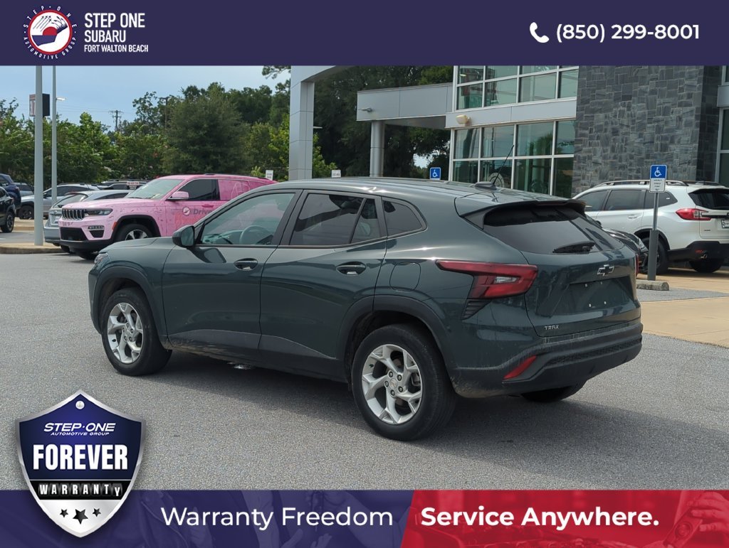 Used 2025 Gray Chevrolet LS image 4