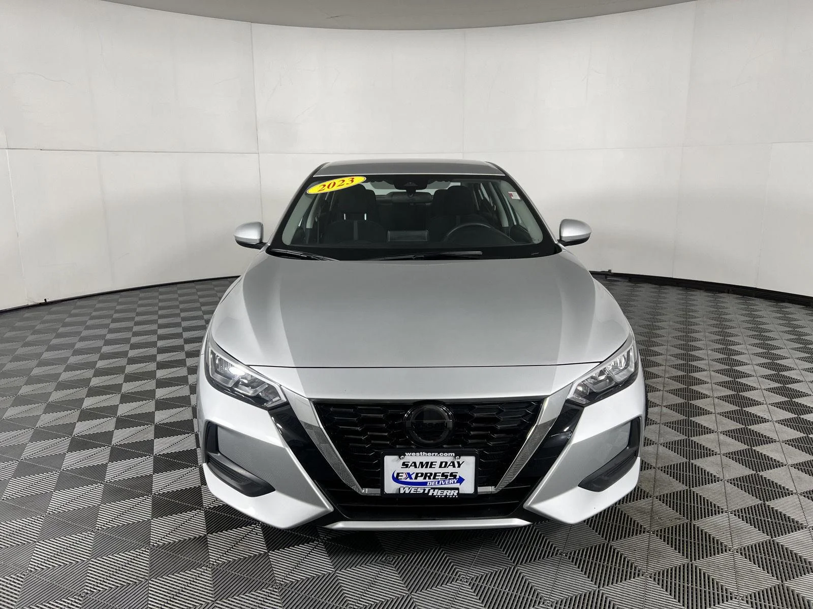 Used 2023 Gun Metallic Nissan SV image 2